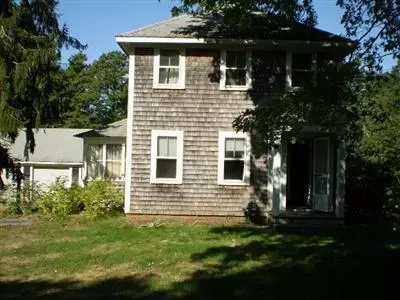 195 Pond St, Osterville, MA 02655 photo 1