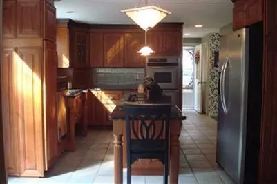12 Pequot Rd, Mashpee, MA 02649 photo 3