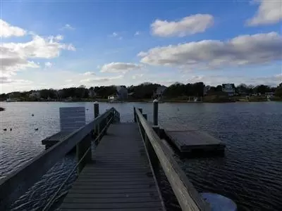 33 Nehoiden Rd, Mashpee, MA 02649 photo 8