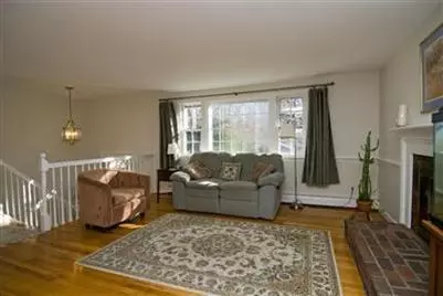 79 Longfellow Dr, Centerville, MA 02632 photo 8