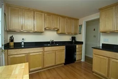 79 Longfellow Dr, Centerville, MA 02632 photo 3