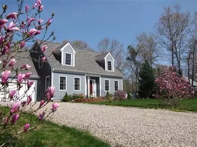 36 Brewster Rd, Mashpee, MA 02649 photo 1