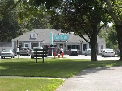 1 River Rd, Pocasset, MA 02559 photo 8