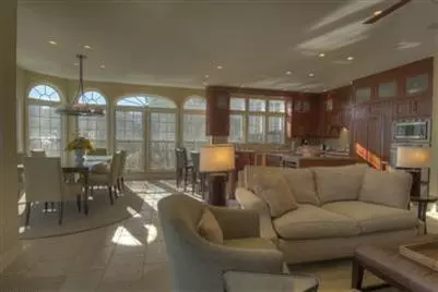 15 Ocean Bluff Dr, Mashpee, MA 02649 photo 6