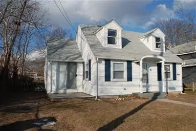 7 Wankinquoah Ave, Wareham, MA 02571 photo 1