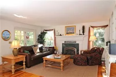 772 S Main St, Centerville, MA 02632 photo 4