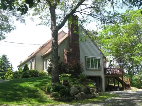656 River Rd, Marstons Mills, MA 02648 photo 2