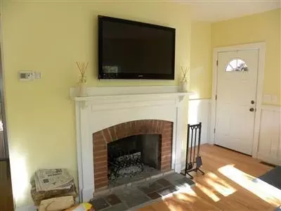 67 Shore Dr, Mashpee, MA 02649 photo 4