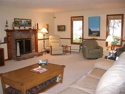 236 Surf Dr, Mashpee, MA 02649 photo 4