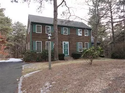 236 Surf Dr, Mashpee, MA 02649 photo 2