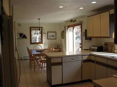 236 Surf Dr, Mashpee, MA 02649 photo 5
