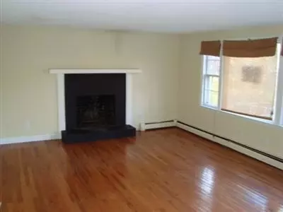 52 Jones Rd, Mashpee, MA 02649 photo 4