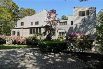 1751 Main St, Cotuit, MA 02635 photo 1