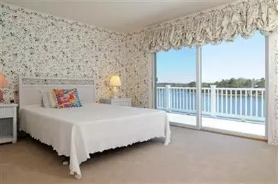 141 Cedar Tree Neck Rd, Marstons Mills, MA 02648 photo 10