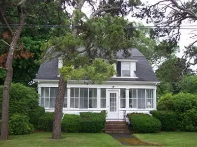 53 Sixth Ave, West Hyannisport, MA 02672 photo 1