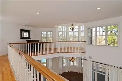 5 Compass Cir, Mashpee, MA 02649 photo 17