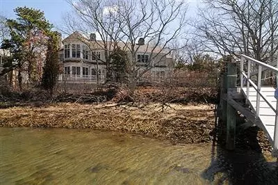 5 Compass Cir, Mashpee, MA 02649 photo 2