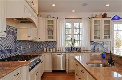 5 Compass Cir, Mashpee, MA 02649 photo 12