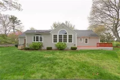 164 Marstons Ln, Yarmouth Port, MA 02675 photo 18