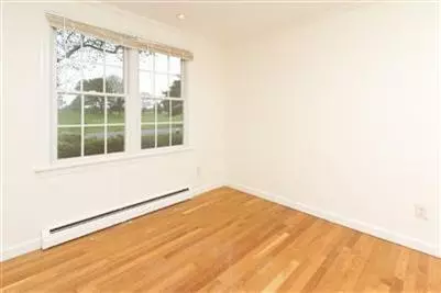 164 Marstons Ln, Yarmouth Port, MA 02675 photo 11