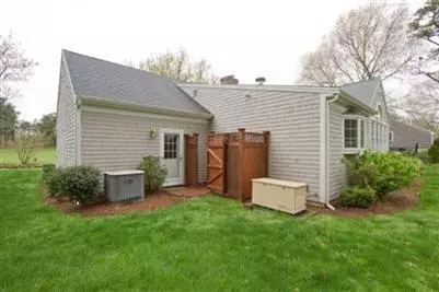 164 Marstons Ln, Yarmouth Port, MA 02675 photo 17