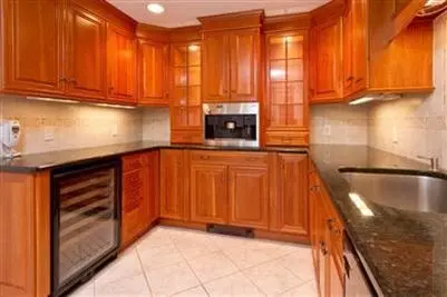 164 Marstons Ln, Yarmouth Port, MA 02675 photo 6