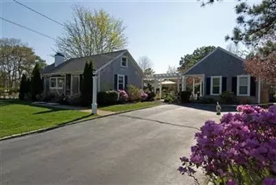 15 Milne Rd, Osterville, MA 02655 photo 1