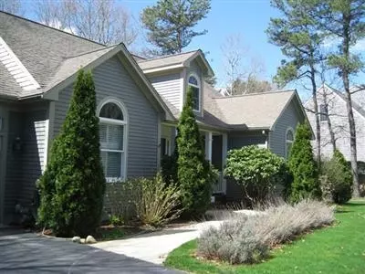 35 Shaker Dr, Bourne, MA 02532 photo 2