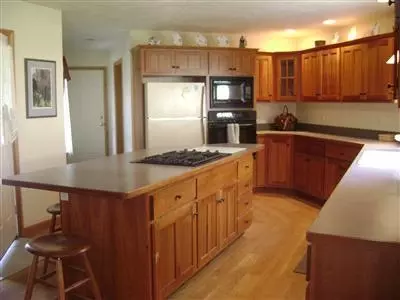 40 Shaker Dr, Bourne, MA 02532 photo 7