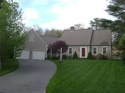 40 Shaker Dr, Bourne, MA 02532 photo 2