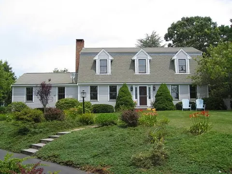 15 Brookside Cir, Mashpee, MA 02649 photo 1