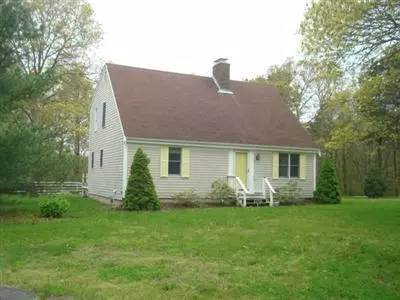 108 N Precinct Rd, Centerville, MA 02632 photo 1