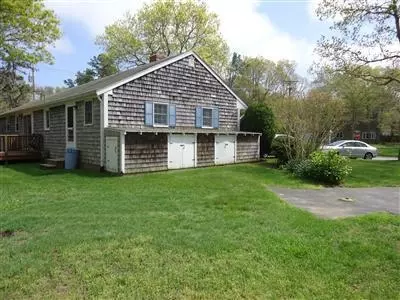 8 Buckskin Path, Centerville, MA 02632 photo 14