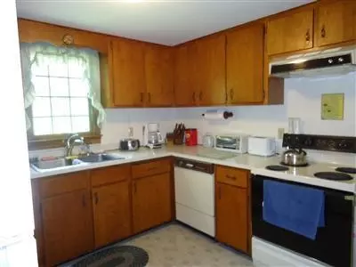 8 Buckskin Path, Centerville, MA 02632 photo 6
