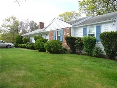 8 Buckskin Path, Centerville, MA 02632 photo 2