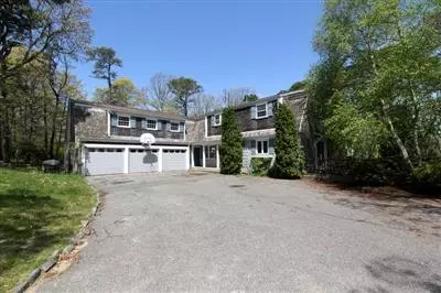 8 Ridgewood Rd, Orleans, MA 02653 photo 1
