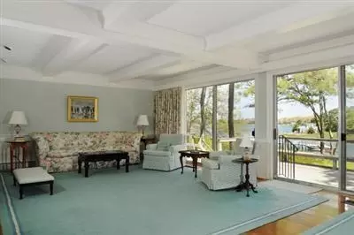 140 Garrison Ln, Osterville, MA 02655 photo 5