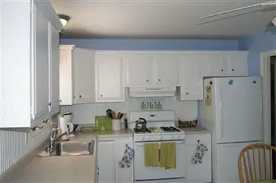 225 Straightway, Hyannis, MA 02601 photo 2