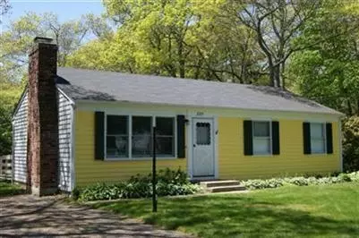 225 Straightway, Hyannis, MA 02601 photo 1