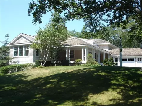 286 Holly Point Rd, Centerville, MA 02632 photo 4