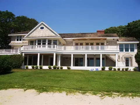 286 Holly Point Rd, Centerville, MA 02632 photo 1