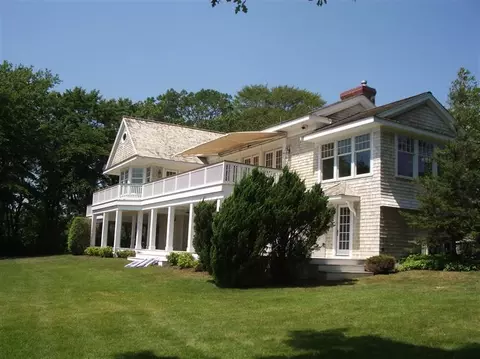 286 Holly Point Rd, Centerville, MA 02632 photo 2