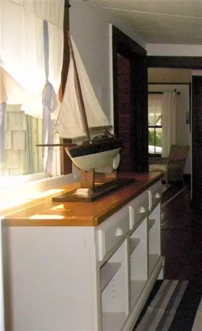 252 School St, Cotuit, MA 02635 photo 8