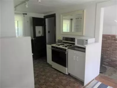 252 School St, Cotuit, MA 02635 photo 10
