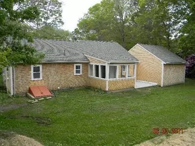 90 Cranberry Ln, Centerville, MA 02632 photo 2