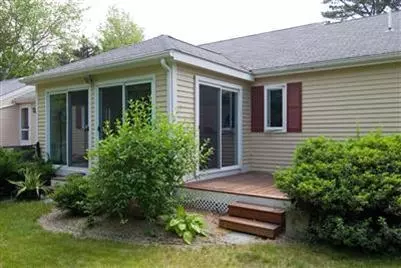 73 Surf Dr, Mashpee, MA 02649 photo 3