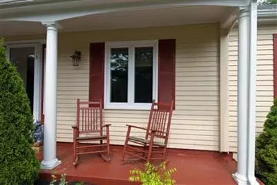 73 Surf Dr, Mashpee, MA 02649 photo 2