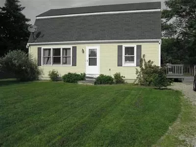 32 Winslow Rd, Mashpee, MA 02649 photo 1