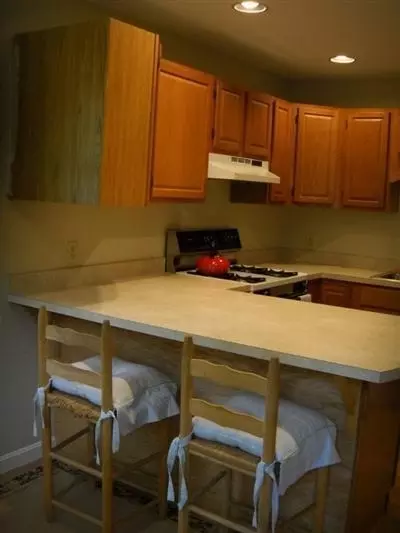 71 Thom Ave, Monument Beach, MA 02553 photo 9