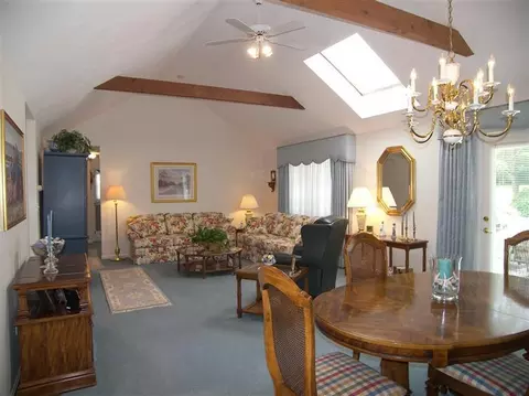 47 Snead Dr, Mashpee, MA 02649 photo 9